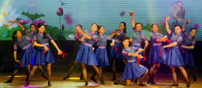 快板舞蹈:《修身齐家话廉洁》